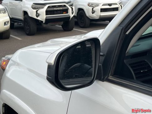 Certified 2021 Toyota 4Runner TRD Pro AWD/4WD image 9