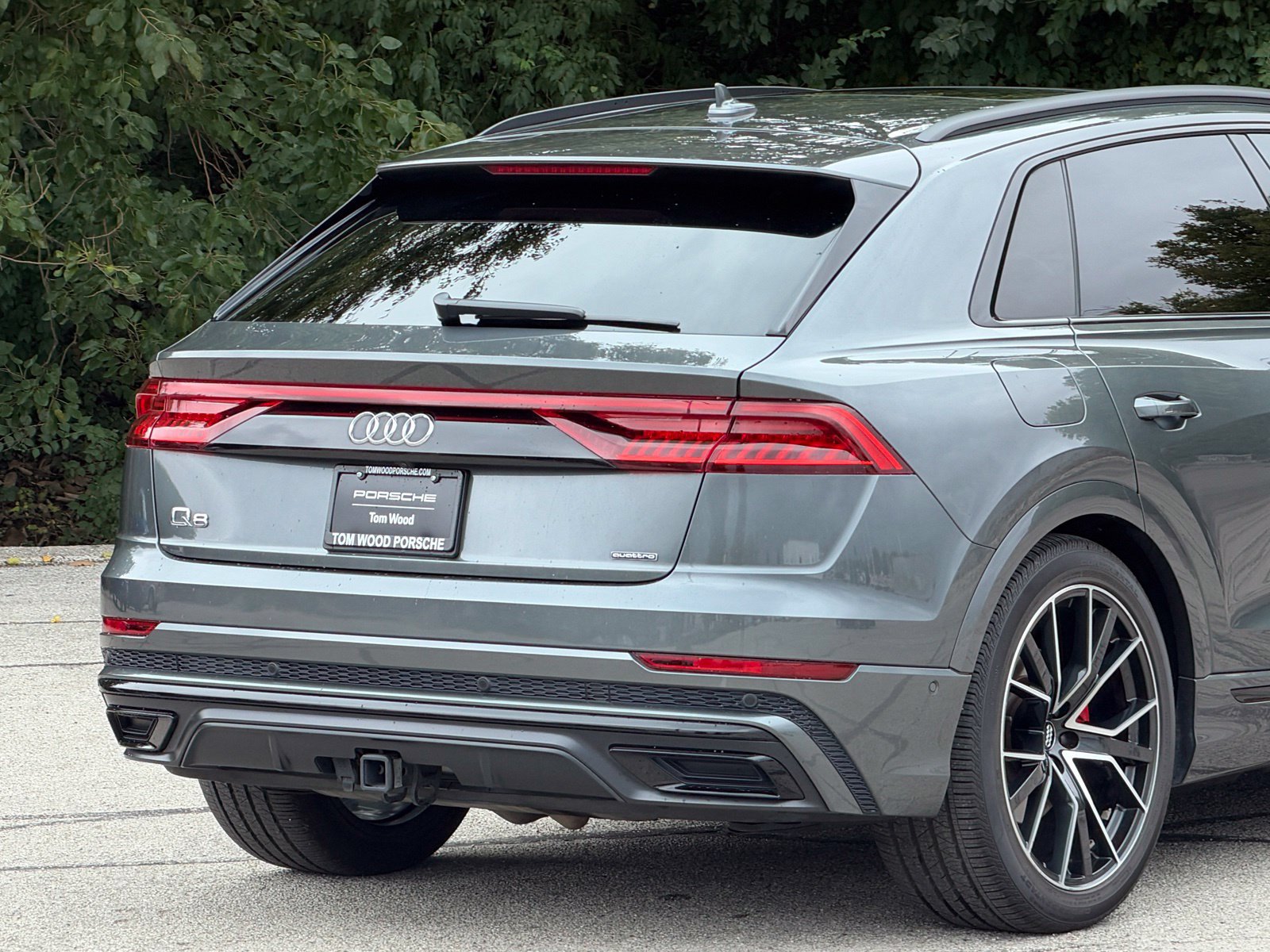 Used 2020 Audi Q8 Prestige w/ Prestige Package AWD/4WD image 9