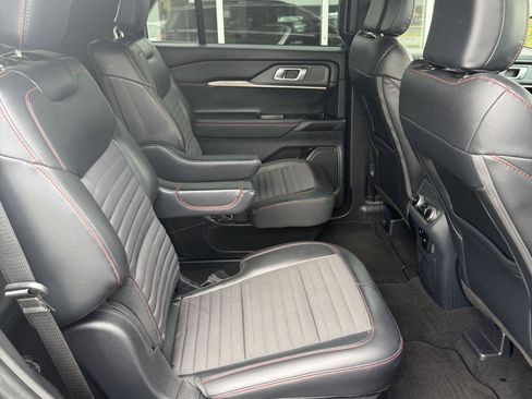 Used 2025 Ford Explorer ST-Line AWD/4WD image 20