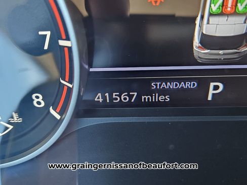 Used 2023 Nissan Rogue SL w/ SL Premium Package image 15