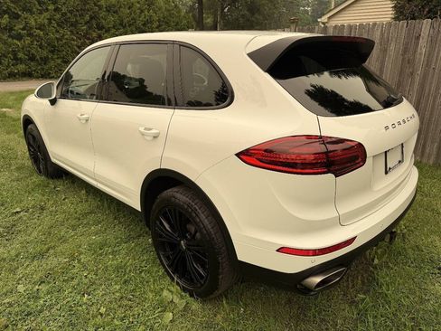 Used 2016 Porsche Cayenne Diesel AWD/4WD image 7