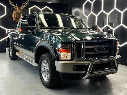 Used 2010 Ford F250 King Ranch image 3