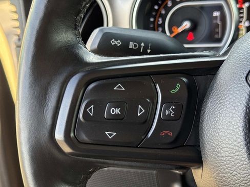 Used 2020 Jeep Gladiator Sport w/ Quick Order Package 24S image 8