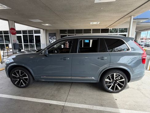 Used 2023 Volvo XC90 B6 Plus AWD/4WD image 8