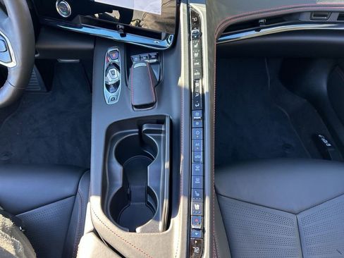 Used 2024 Chevrolet Corvette Stingray w/ Stealth Interior Trim Package image 61
