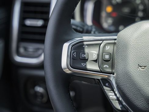 New 2026 RAM 1500 Laramie AWD/4WD image 30
