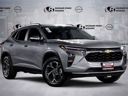 Used 2025 Chevrolet Trax LT w/ LT Convenience Package