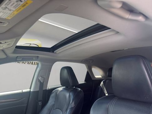Used 2018 Lexus RX 450h AWD w/ Premium Package image 24