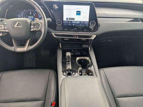 Used 2025 Lexus RX 350 FWD w/ Technology Package image 23