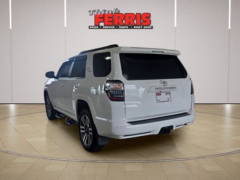 Used 2022 Toyota 4Runner TRD Sport AWD/4WD image 3