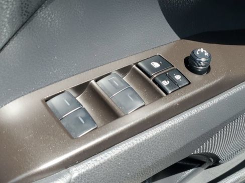 Used 2024 Toyota Camry SE FWD image 21