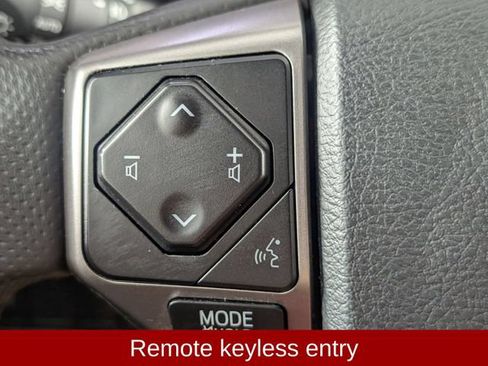 Used 2023 Toyota Tacoma SR5 w/ Technology Package AWD/4WD image 16