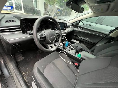 Used 2022 Kia K5 LXS FWD image 3