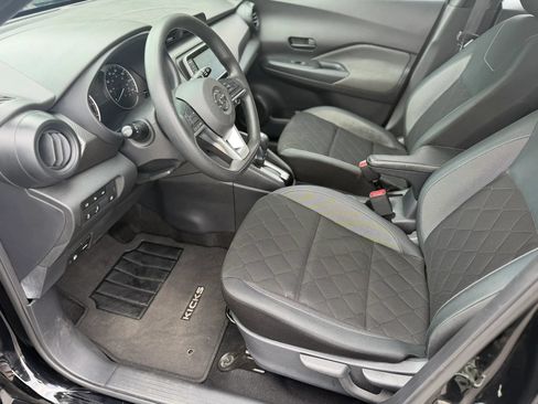 Used 2020 Nissan Kicks S FWD image 8