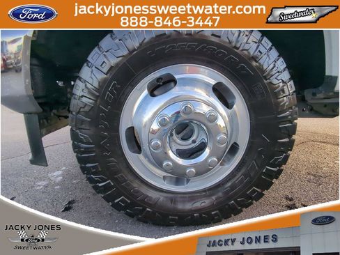 Certified 2022 Ford F350 Lariat w/ Lariat Value Package image 10