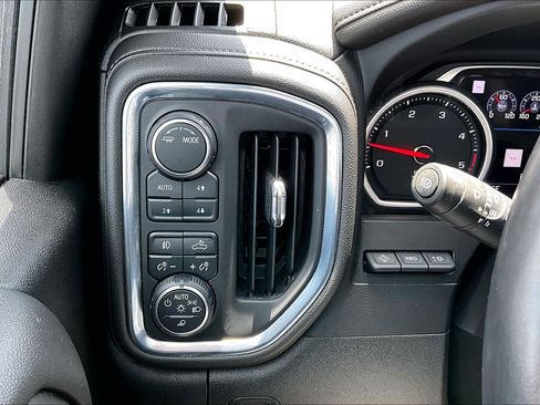 Certified 2023 Chevrolet Silverado 2500 High Country w/ Z71 Off-Road Package AWD/4WD image 28