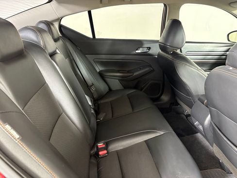 Used 2021 Nissan Altima 2.0 SR FWD image 17