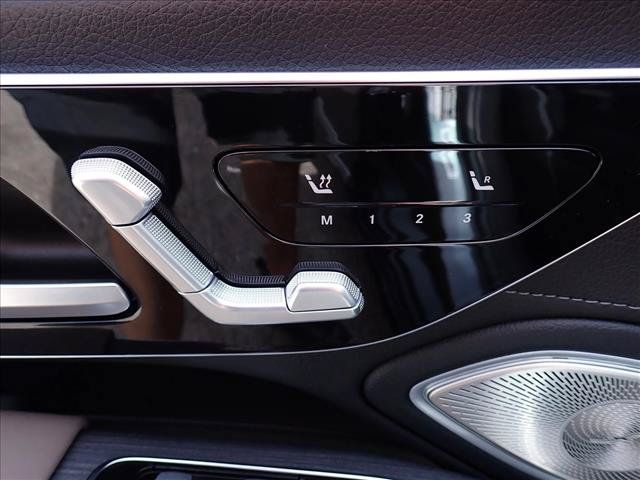 Used 2022 Mercedes-Benz EQS 580 4MATIC Sedan image 15