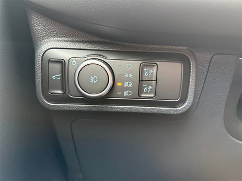 New 2026 Ford Explorer Active w/ Active Comfort Package image 22