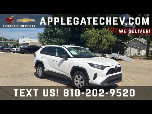 Used 2021 Toyota RAV4 LE AWD/4WD image 1