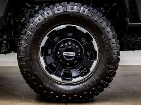 Used 2025 Ford F350 Lariat w/ Lariat Ultimate Package image 40