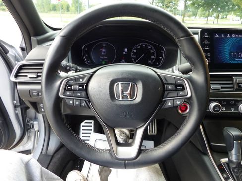 Used 2022 Honda Accord Sport image 25