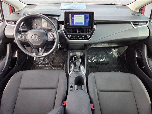 Used 2024 Toyota Corolla LE image 17