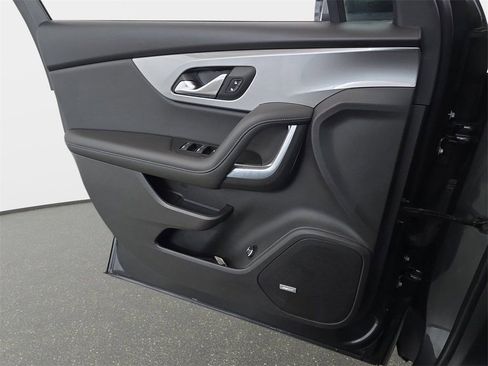 Used 2019 Chevrolet Blazer LT w/ Sun and Wheels Package image 29