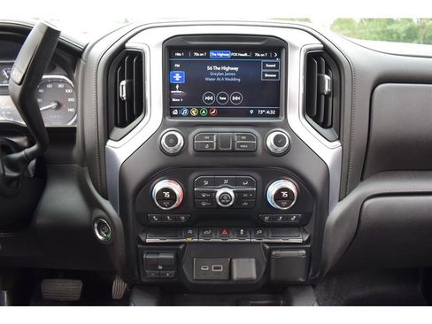 Used 2019 GMC Sierra 1500 SLT w/ SLT Convenience Package image 21