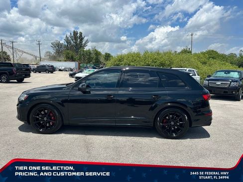 Used 2023 Audi SQ7 Premium Plus w/ Executive Package AWD/4WD image 8