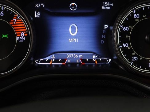 Used 2021 Jeep Cherokee Latitude Lux w/ Sun & Sound Group image 23