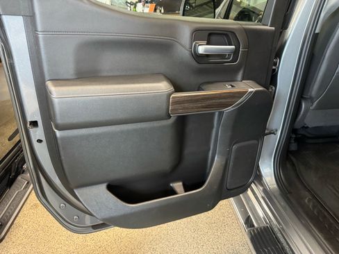 Used 2020 Chevrolet Silverado 1500 RST AWD/4WD image 10