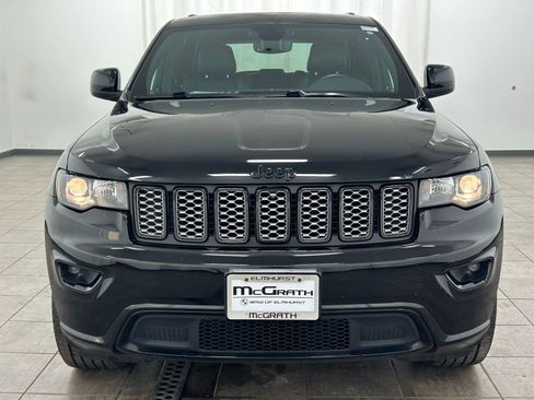 Used 2019 Jeep Grand Cherokee Altitude AWD/4WD image 7