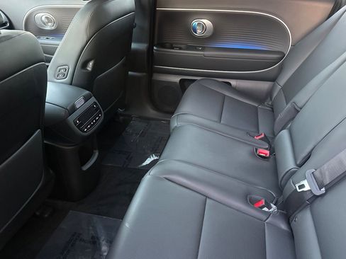 New 2026 Hyundai Ioniq 9 SEL image 12