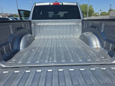 Used 2024 RAM 1500 Laramie AWD/4WD image 34