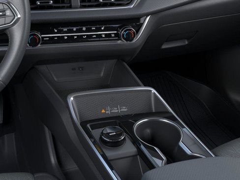 New 2026 Chevrolet Equinox LT w/ Convenience Package II FWD image 24