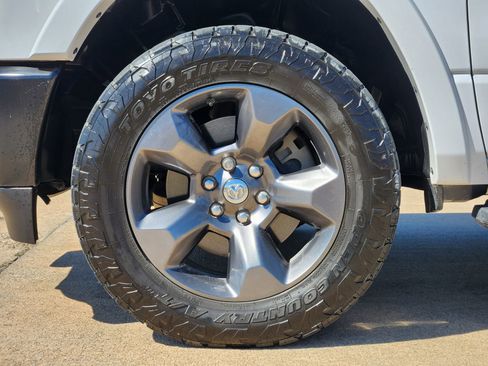 Used 2023 RAM 1500 Lone Star image 14