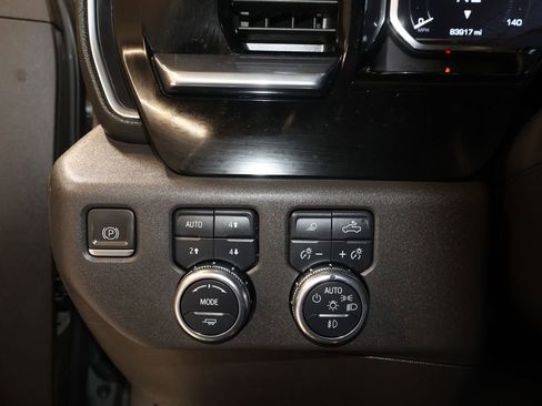 Used 2023 GMC Sierra 1500 SLT w/ SLT Premium Plus Package image 11