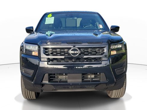 Used 2026 Nissan Frontier SV w/ Tow Package RWD image 5