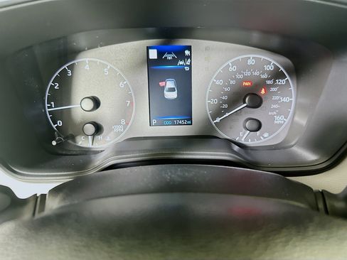 Used 2025 Toyota Corolla LE FWD image 19