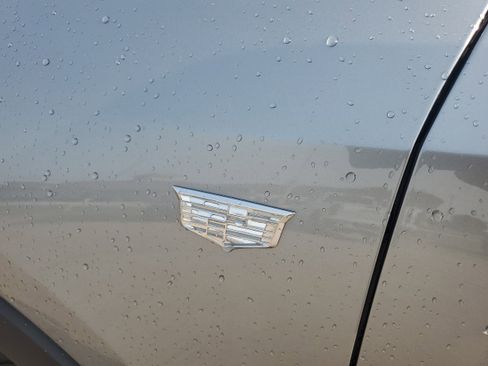 Used 2024 Cadillac XT4 Premium Luxury image 23