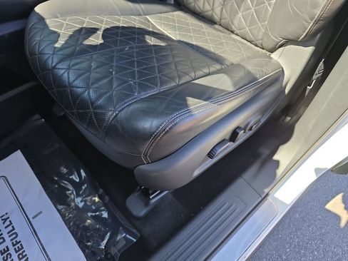 Used 2023 Nissan Murano Platinum w/ Cargo Package FWD image 34