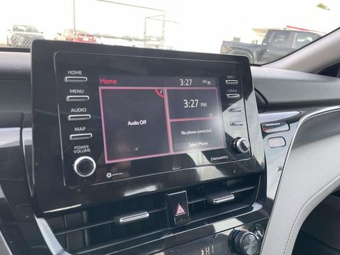 Used 2023 Toyota Camry SE image 37