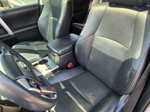 Used 2018 Toyota 4Runner Limited AWD/4WD image 22