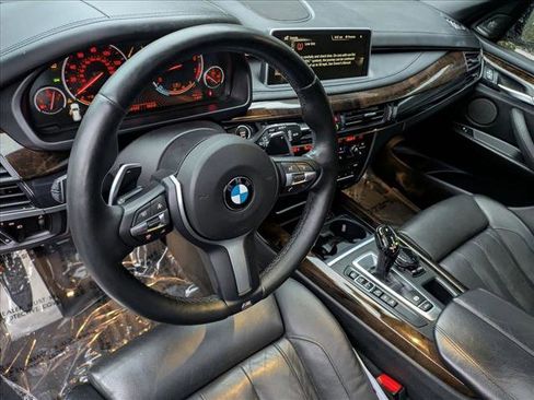 Used 2015 BMW X5 xDrive50i image 10