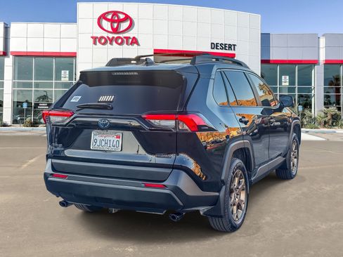Used 2024 Toyota RAV4 AWD Hybrid image 7