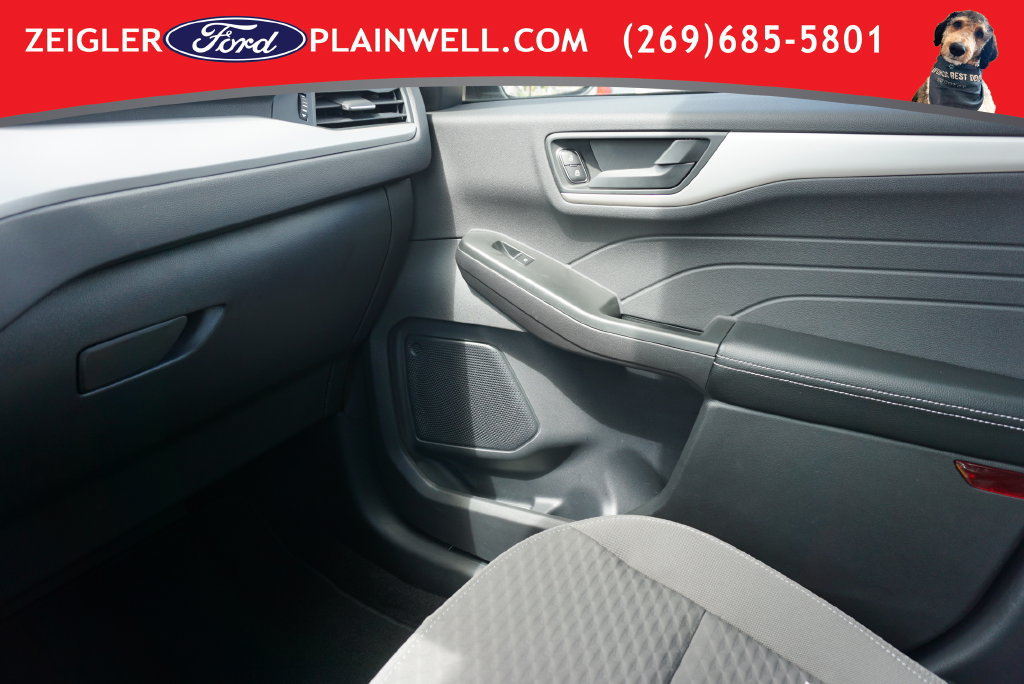 Used 2022 Ford Escape SE w/ Cold Weather Package AWD/4WD image 29
