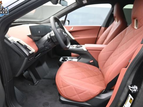 Used 2026 BMW iX xDrive45 AWD/4WD image 12