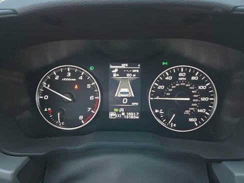 Certified 2025 Subaru Crosstrek 2.5i Limited w/ Crosstrek Mirror Package image 12