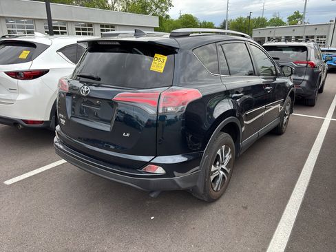 Used 2017 Toyota RAV4 LE image 4